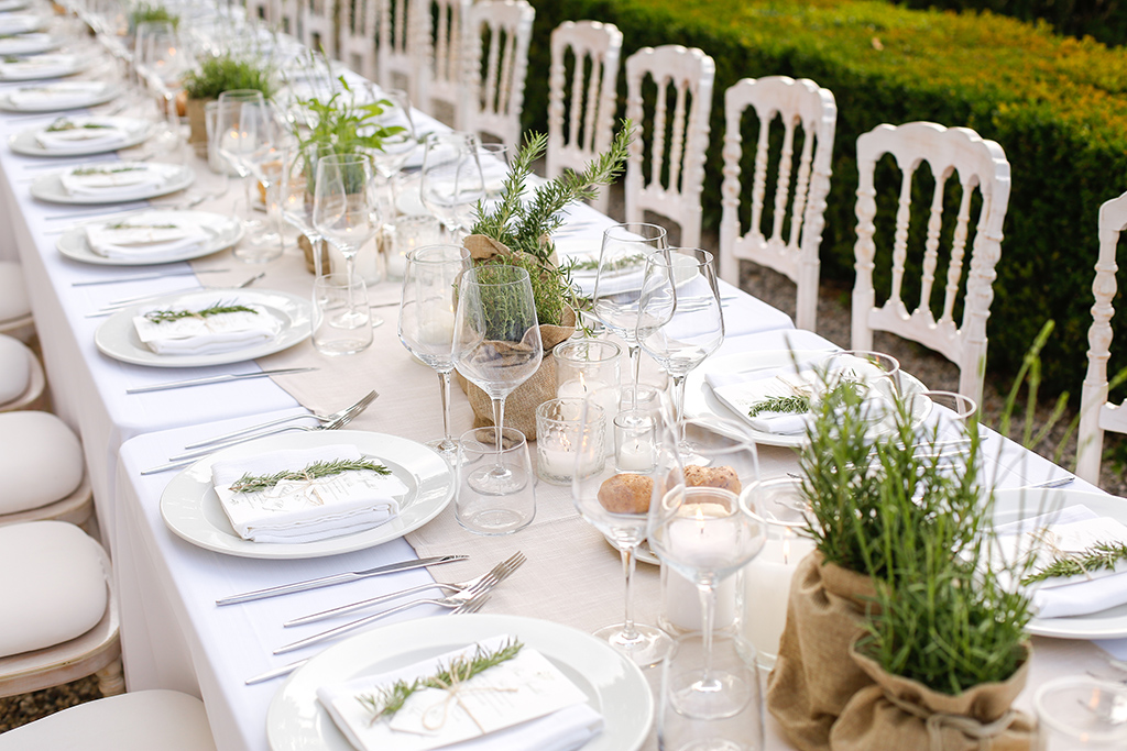 Elegant Table Setting For Outdoor Wedding